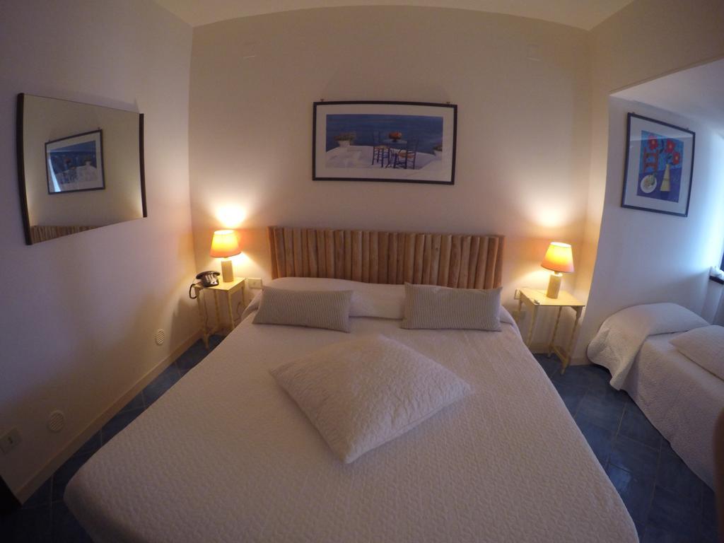 Puntaquattroventi Hotel Ercolano Bagian luar foto